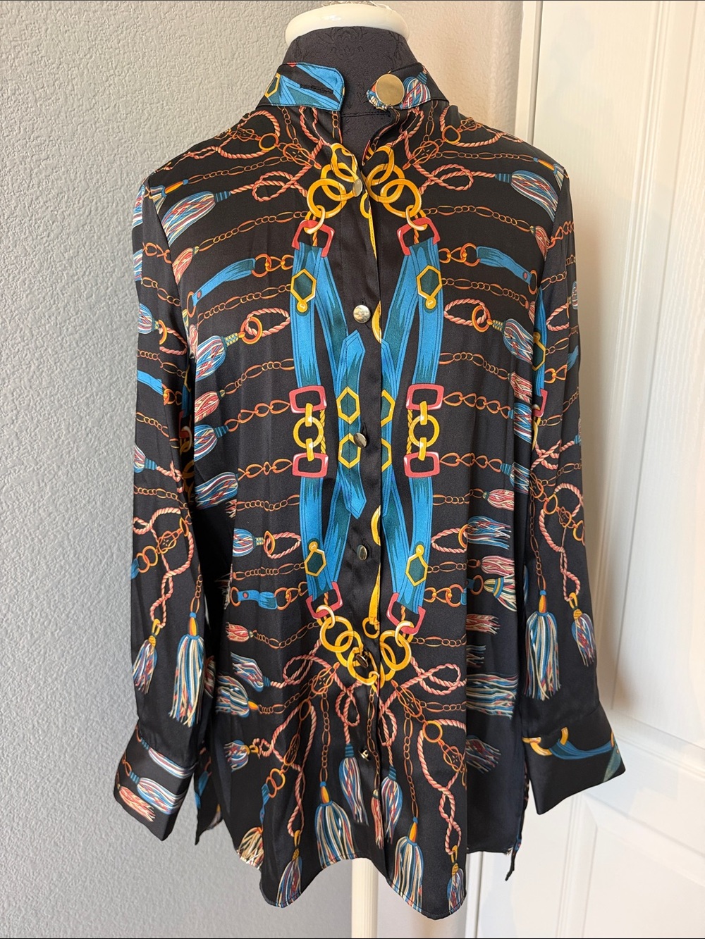 Zara Black Chain Print Shirt Silk-Feel Long Sleeve Button Up Blouse Size Small - Picture 4 of 9